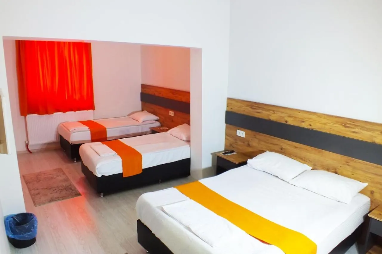 Ankara Otel Evren 3*,